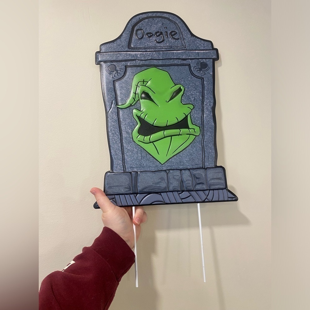 NWT DISNEY’S THE NIGHTMARE BEFORE CHRISTMAS OOGIE BOOGIE METAL YARD STAKE